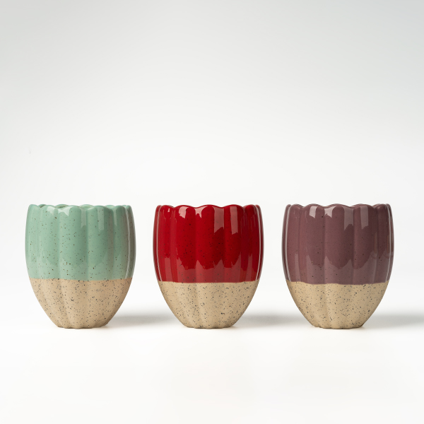 Artisan Ceramic Candleholders: Merge Tradition and Modern Design, Elevating Sustainable Home Decor