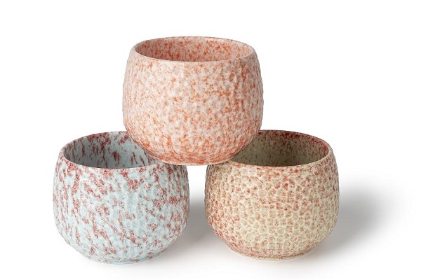 Three-Color Crackle Glaze Ceramic Candle Holder: Let Cracks Become the Artistic Code of a Warm Life Three-Color Crackle Glaze Ceramic Candle Holder: Let Cracks Become the Artistic Code of a Warm Life