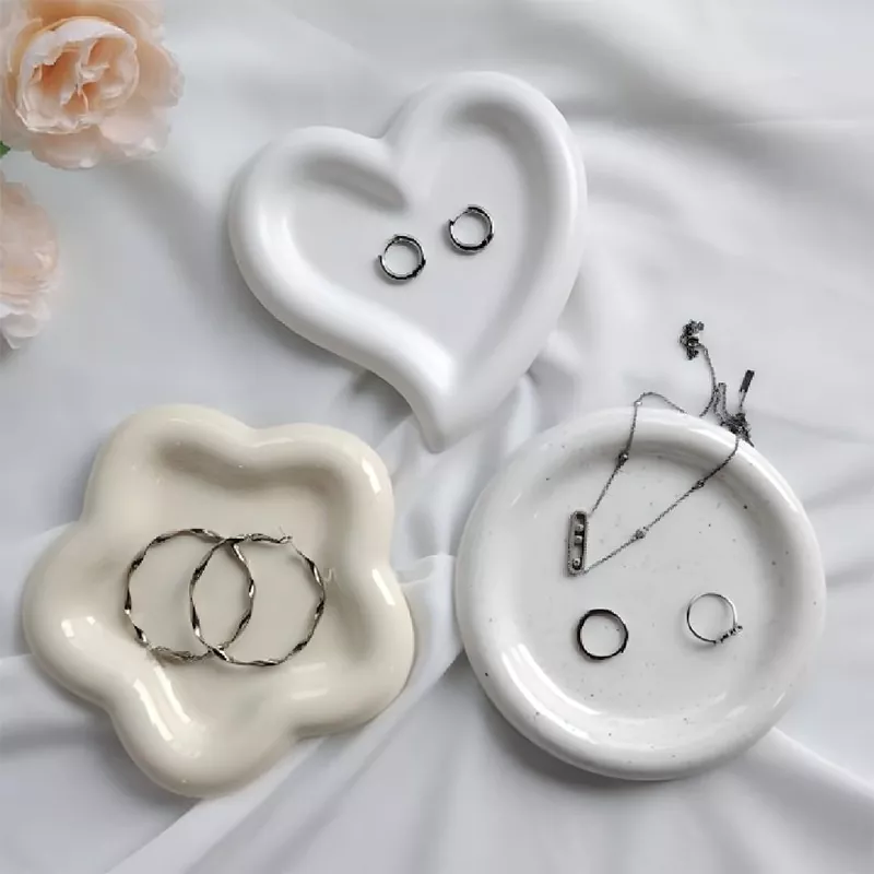 Ceramic Special-Shaped Jewelry Tray Ceramic Special-Shaped Jewelry Tray