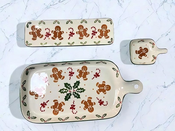 China Christmas Gingerbread Man Ceramic Baking Tray